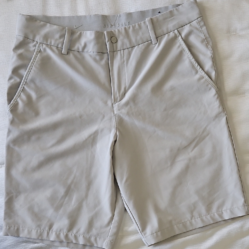 Boy's Nike Golf Dri-FIT Shorts XL